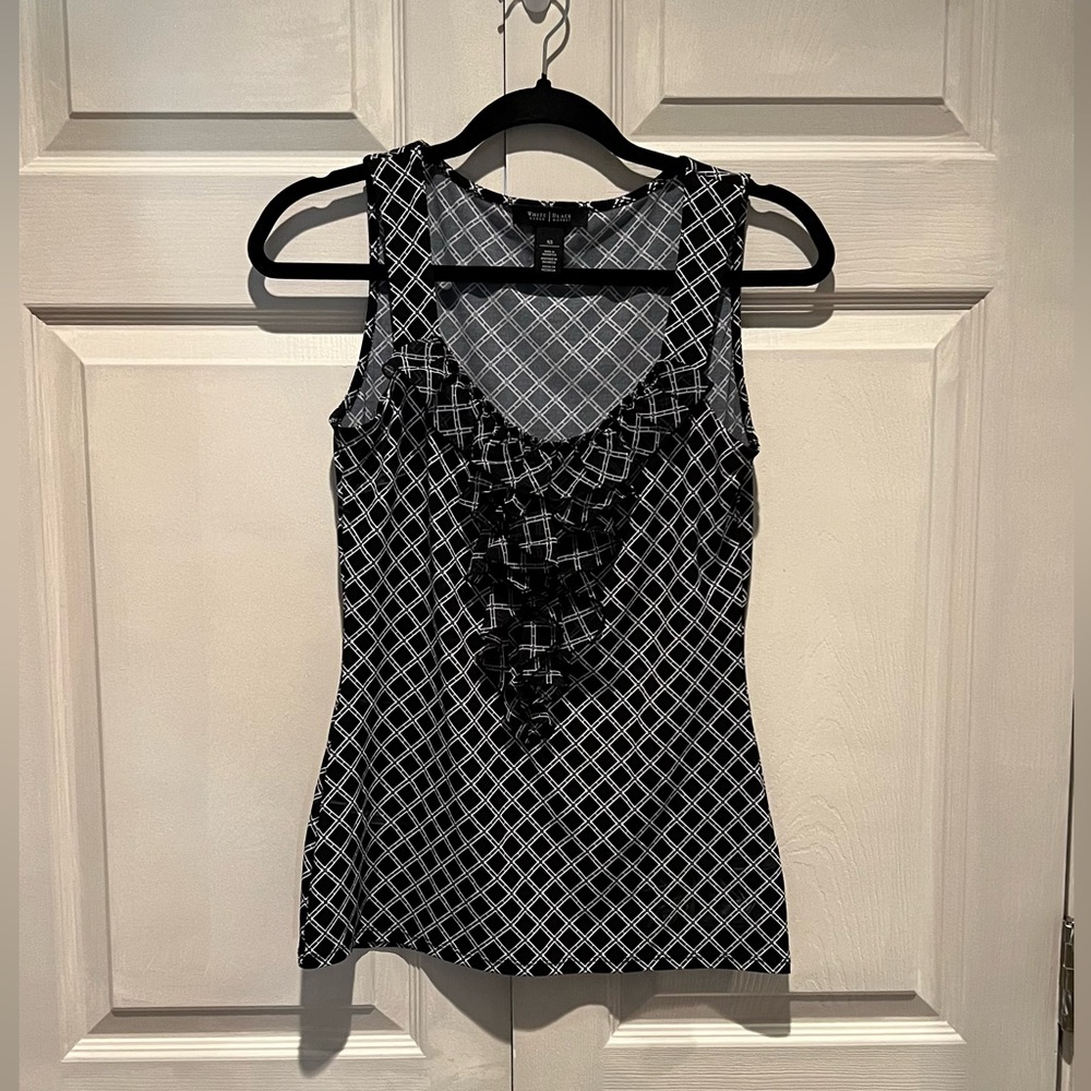 Black and White Geometric Print Top Size XS Womens Blouse Mod Retro Pattern